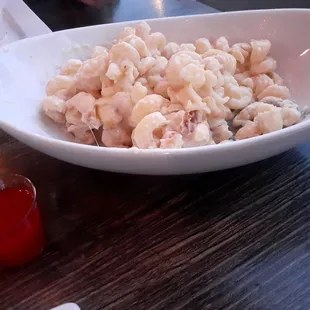 Mac and cheese and a shot of Alabama Slammer.