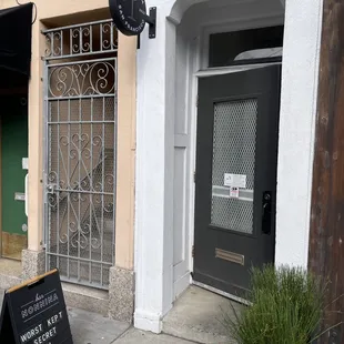 Exterior of Bar Nonnina in San Francisco.