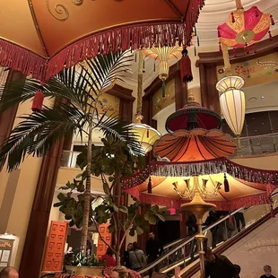 Ambiance, incredible