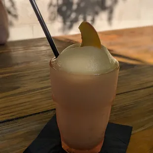 LIFE IS A PEACH FROSÉ