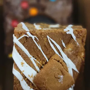 Cookie Butter Blondie