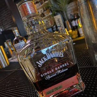 a bottle of jack daniels single barrel bourbon