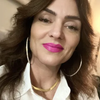 Ute L.