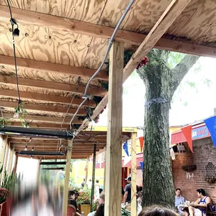 It Works. But Come On Tabac....U Can Do Better W/ Your Outside-Inside Ceiling