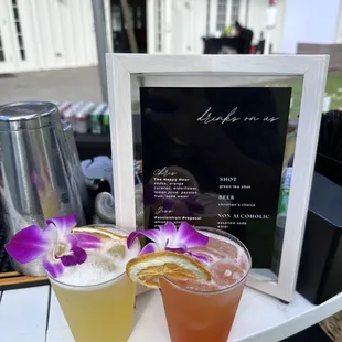 His and hers cocktail came out very elegant, and delicious!
His: Happy hour
Hers: Passionfruit proposal