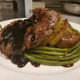 Cast-Iron Seared Tenderloin, Balsamic Glaze, Herb Crushed Potatoes, Long Bean