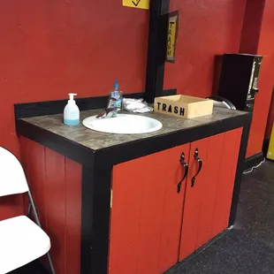 Hand washing station! If you know me, that's definitely important when eating BBQ!