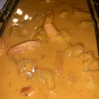 Pineapple Shrimp Curry