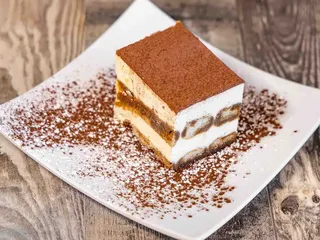 Mamma Mia Restaurant and Bar - Fullerton