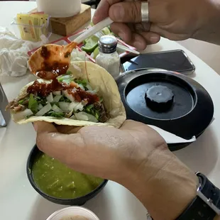 This is how you prepare a taco