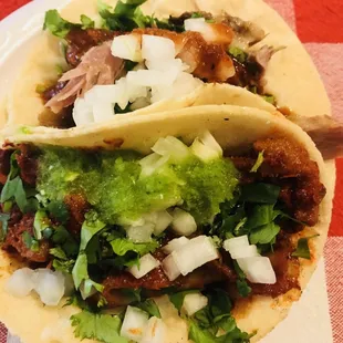 Taco de barbacoa y panza