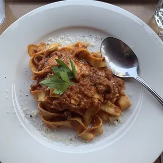 TAGLIATELLE BOLOGNESE