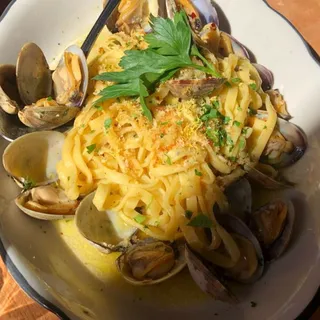 LINGUINE VONGOLE