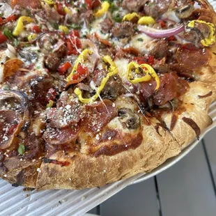 Super Deluxe Pizza