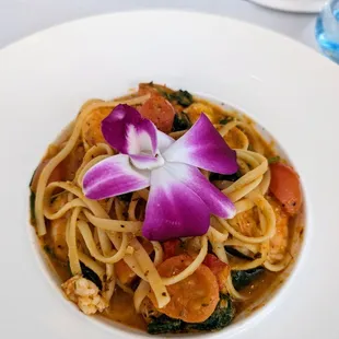 Seafood linguine