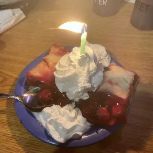 dessert, food