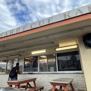 Ordering window CASH ONLY