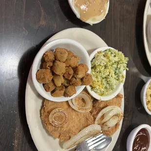 Note to self exclude that damn broccoli and rice casserole.