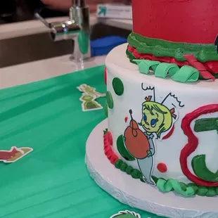 a cake decorated with the theme of the grinly grinly grinly grinly grinly grinly