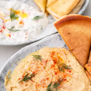 CHICKPEA HUMMUS