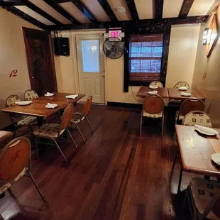 Inside 6