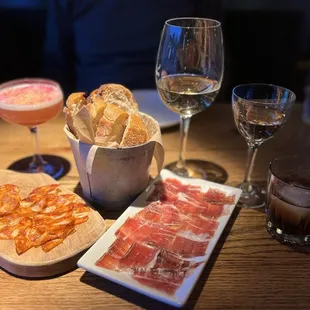 Iberico Malangalica: the alternative to Iberico de Bellota. But not on par with de Bellota.