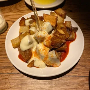 Patatas bravas