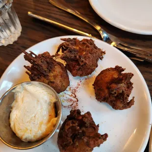 fried chicken wings, fried chicken, chicken wings and fried chicken, chicken, food, chicken wings, bbq wings, poultry, bbq chicken