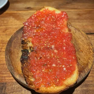 Pan con Tomate