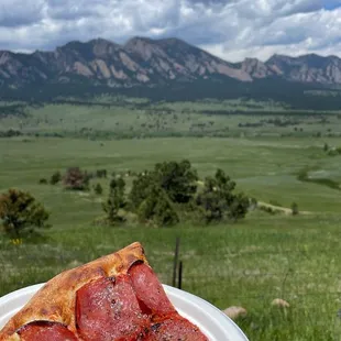 Barchetta Pizza is the best for a picnic!