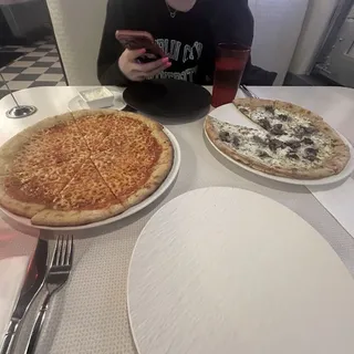 Regular - classic cheese