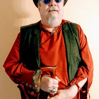 Ron R.