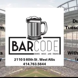 a baseball stadium full of people