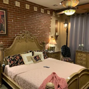 Nola bedroom.