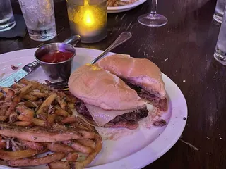 Belle Tavern