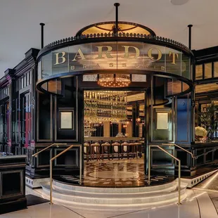 BARDOT Brasserie