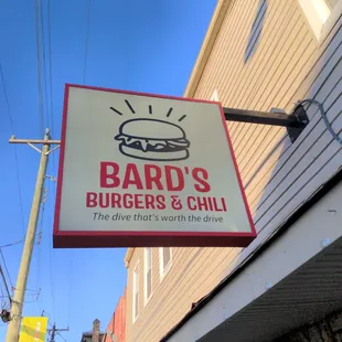 a sign for bard's burgers and chill