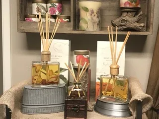 Mia's Beauty & Skin Care