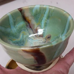 Some of our glaze options.
