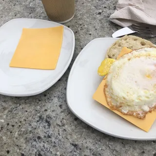 BREAKFAST SANDWICH