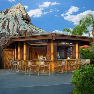 Old Barefoot Pool Bar &amp; Grill w Volcano in the background, Disney Polynesian Resort, Orlando