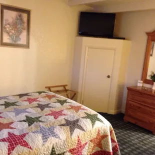 Very quiet and quaint. Nice little touches like popcorn and water in the fridge.