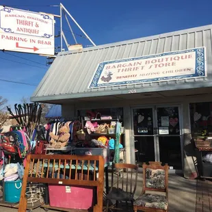 Come find your buried treasures here.Thank you!