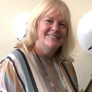 LeeAnn E.