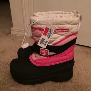 Really clean snow shoes I found.