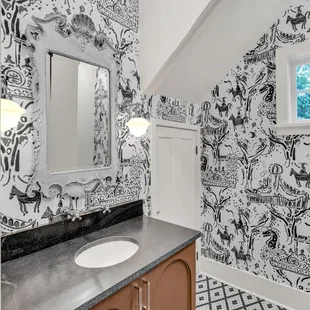 Algiers Point farmhouse restored by Bargeboard! Featured on "In With the Old" (S4 Ep9). This historic gem showcases New Orleans' resilience.