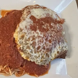 Chicken Parmesan- huge portion- so good!