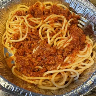 $14 spaghetti with meat sauce looks like a kids portion. Not worth it.