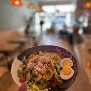 Best Cafe in San Francisco with specialty coffee, extensive brunch menu with gourmet sandwiches, fresh salads, and pastries