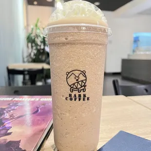 Java Chip Blended Drink. I like the shape of this cup. It fits in my cup holder. Sometimes drinks don&apos;t fit in the cup holder.